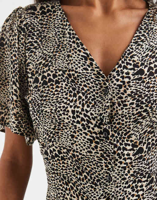 ONLY v neck tie waist mini dress in leo print, 3 of 4