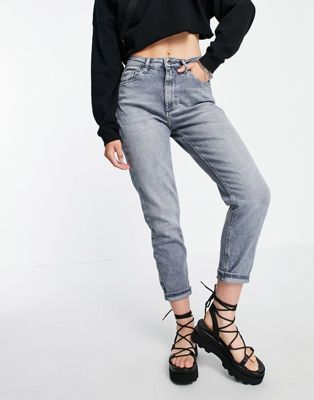 Only Veneda mom jeans in grey - ASOS Price Checker