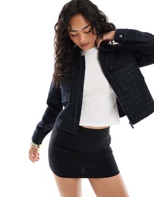 ONLY - Veste courte en maille bouclée à fermeture éclair - Bleu marine