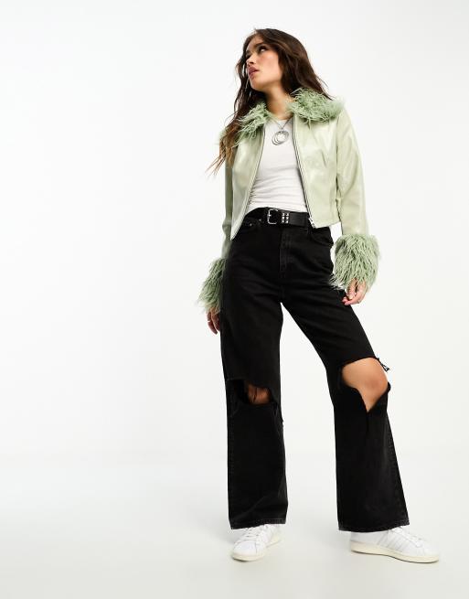 Only – Vinyl-Jacke in Salbeigrün mit zotteligem Kunstpelzbesatz, 4 von 4