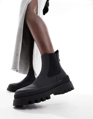 ONLY - Wasserfeste Stiefel mit dicker Plateausohle in Schwarz