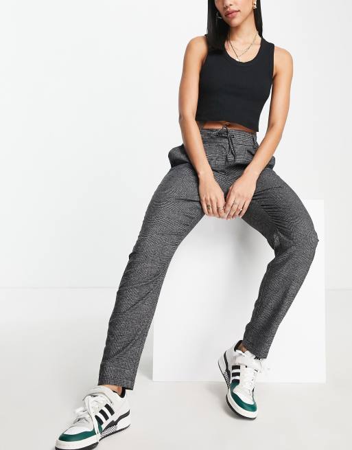 Only – Weiche Hose mit Karomuster in Schwarz