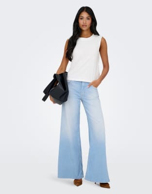 ONLY - Wide-Fit-Jeans in Hellblau
