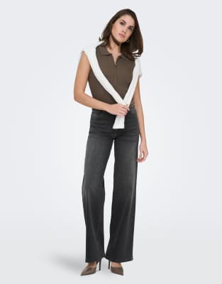 Wide Fit - Jeans in verwaschenem Schwarz Schwarz S L34