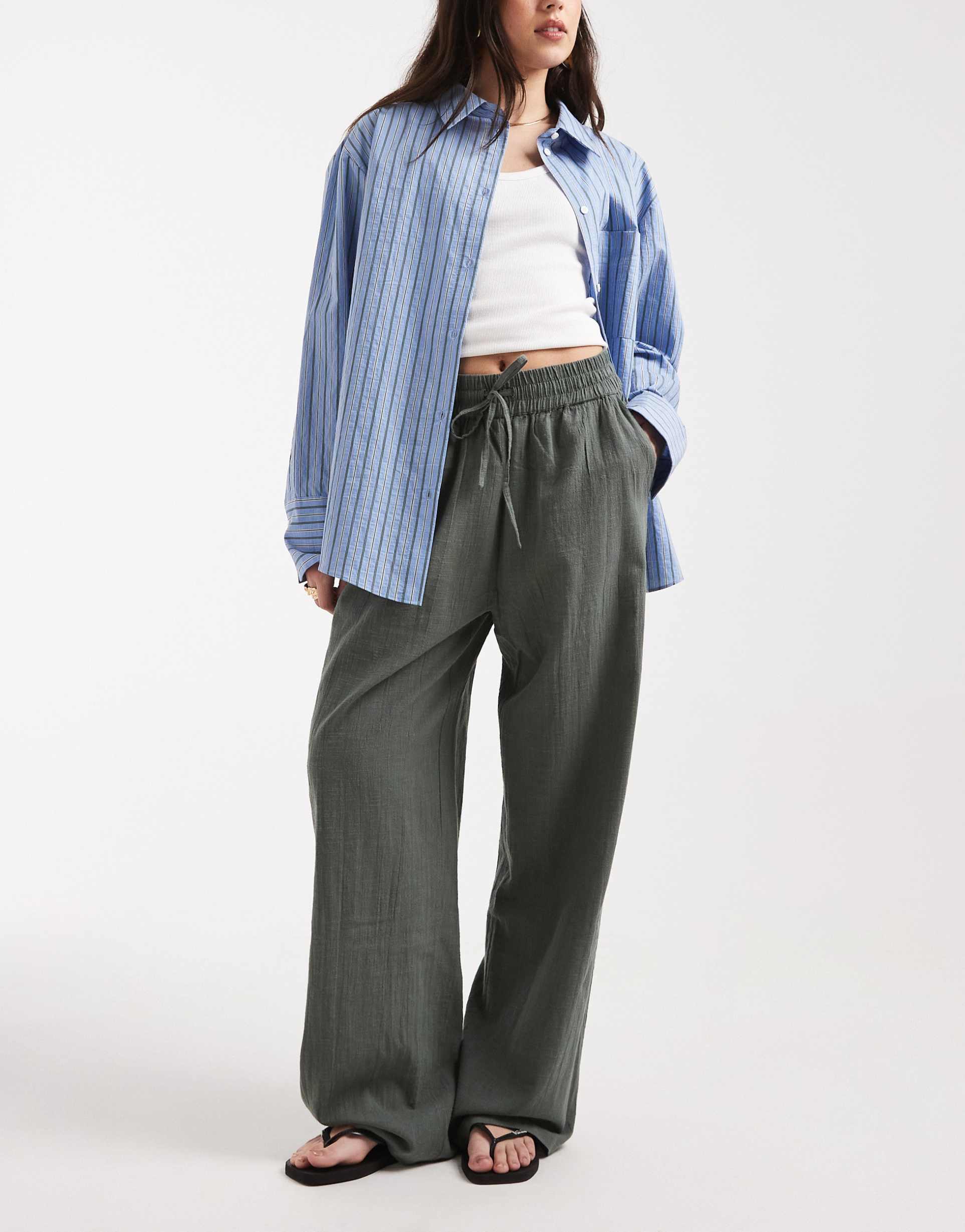 only wide leg linen look pants in sage
