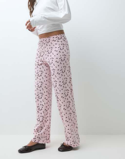 ONLY wide leg lounge pants co-ord in pink floral, 3 of 5