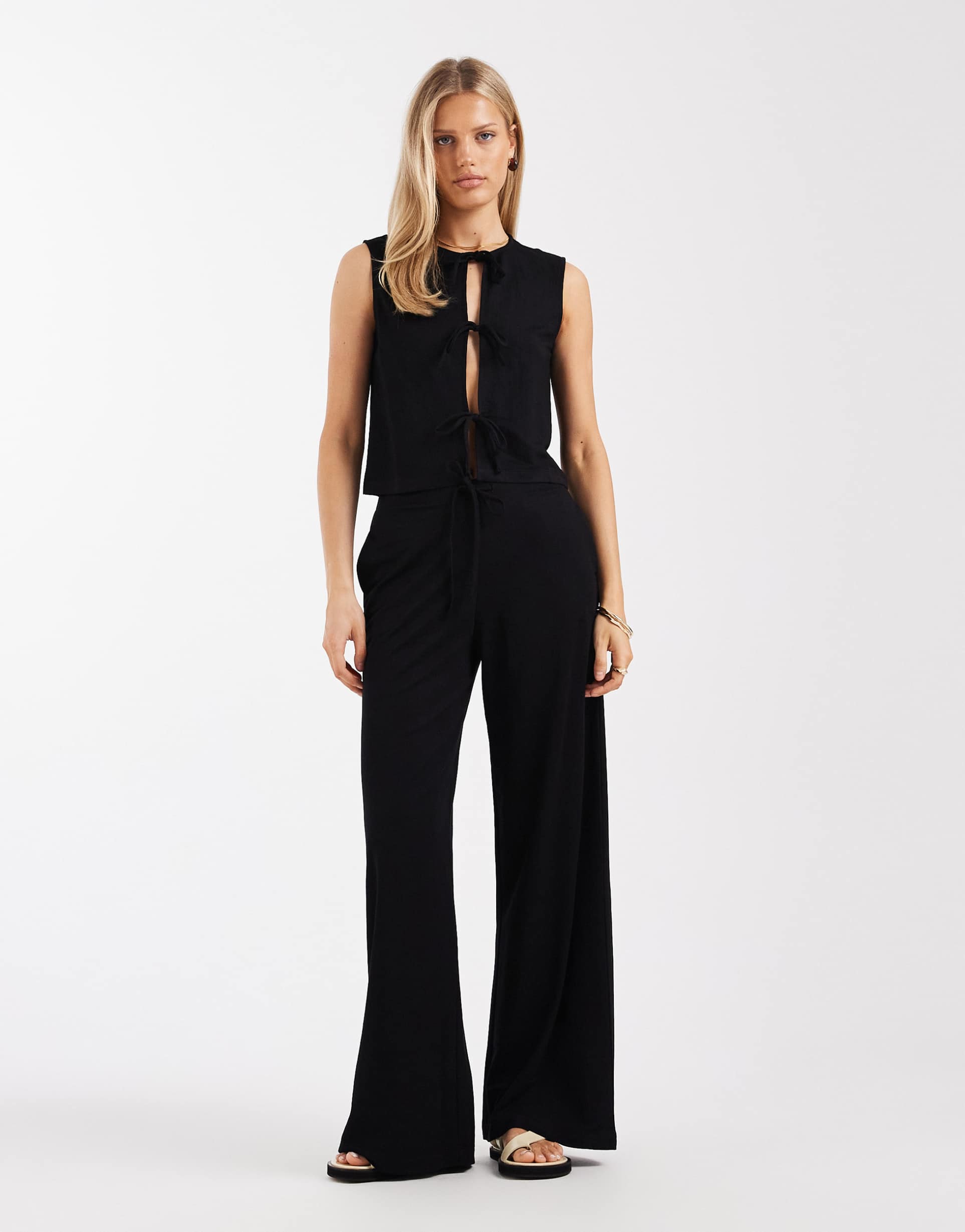 only wide leg pull on pants in black - part of a set