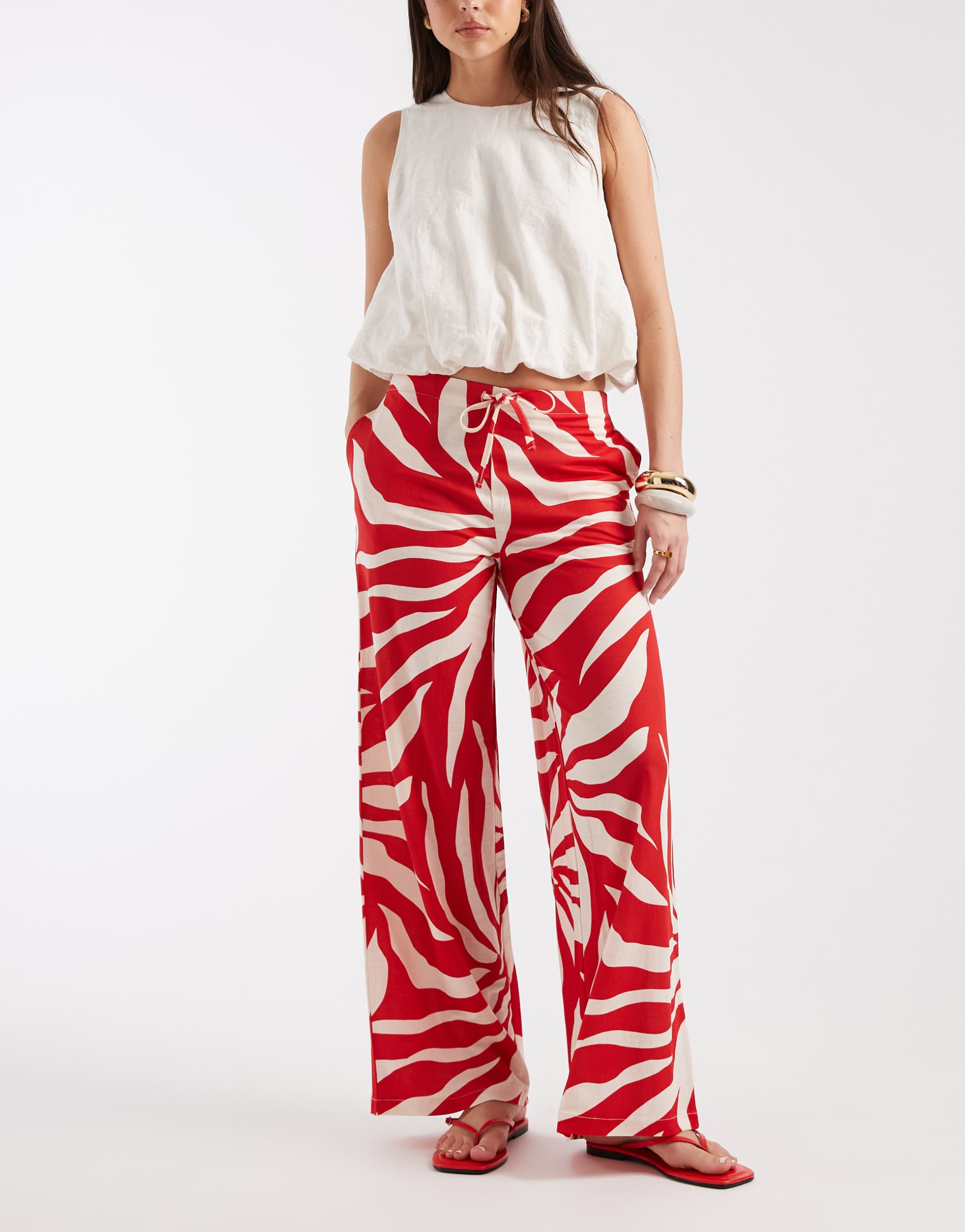 only wide leg pull on pants in red floral