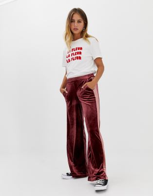 trousers with stripe down the side