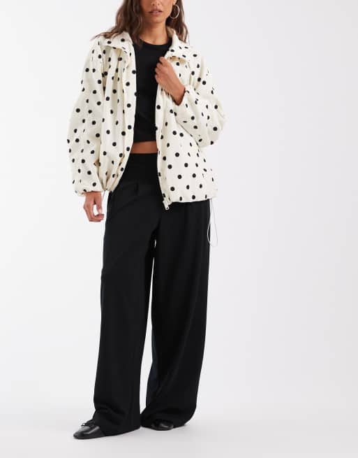 ONLY wide leg tailored pants in black, 2 of 5
