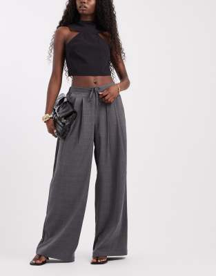 Only Wide Leg Tailored Pleated Pants In Gray