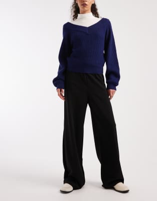 ONLY ONLY wide leg tailored trousers in black