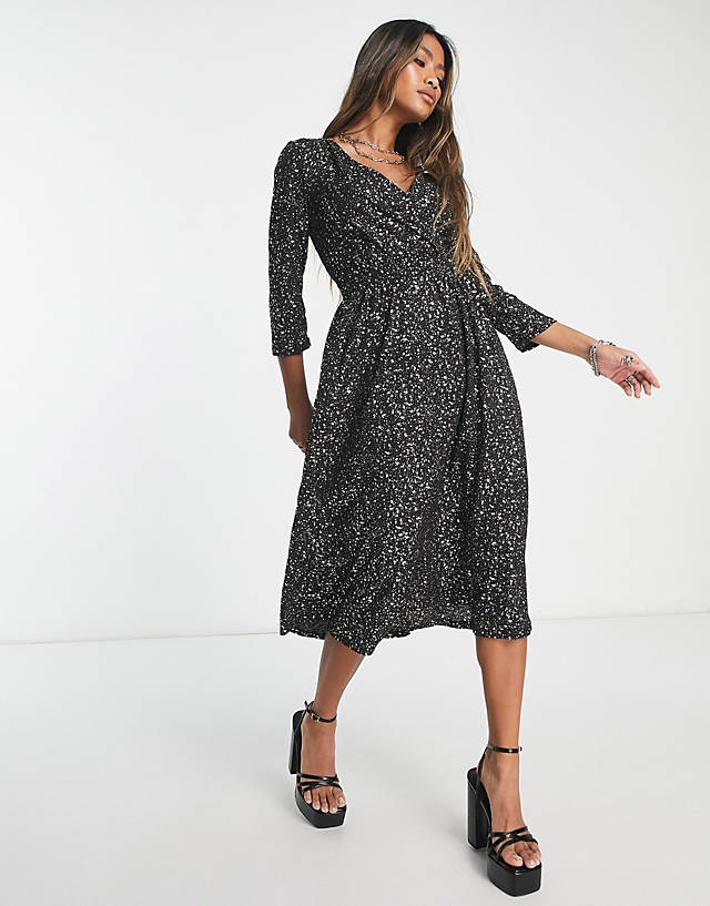 ONLY - wrap midi dress in black and gold