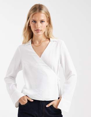 Only Wrap Shirt In White