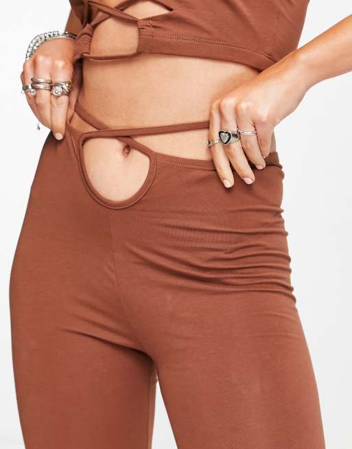 Only x Neon & Nylon – Bruna utsvängda byxor med knytning och utskurna detaljer, del av set, 3 av 4