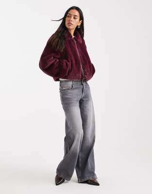 ONLY ONLY zip through faux fur jacket in burgundy-Red