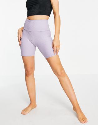 Onzie 5inch short in lavender - ASOS Price Checker