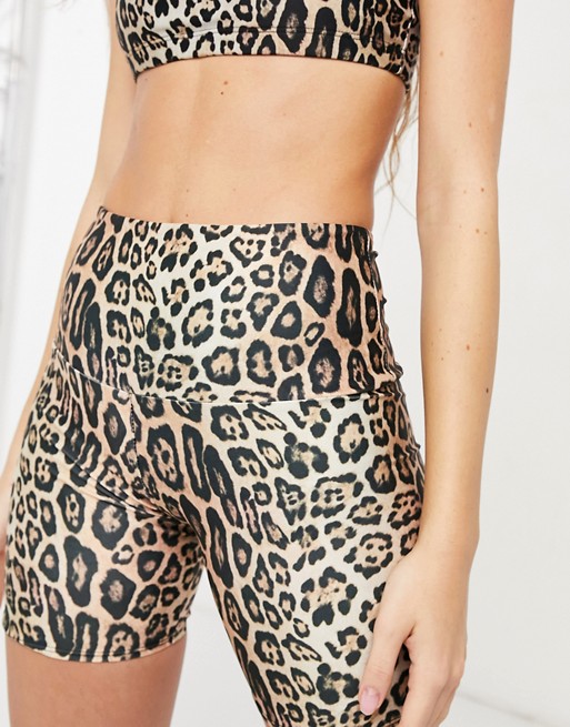 Onzie high waisted yoga legging shorts in leopard