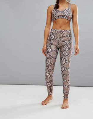 black high waisted gym leggings