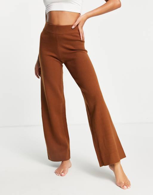 Onzie wide leg yoga pants in brown | ASOS