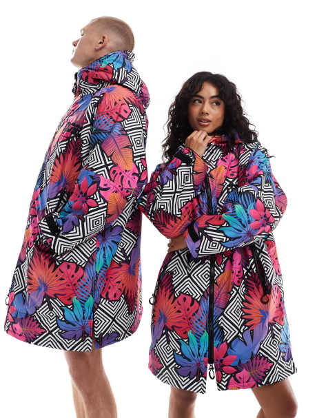 OOSC Big poppa with black sherpa changing robe in pink & blue & purple - view 1