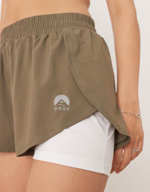 OOSC – Elite – 2-in-1-Laufshorts in Khaki, 2 von 5
