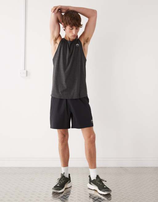 OOSC Elite activewear shorts - black in black, 2 of 5