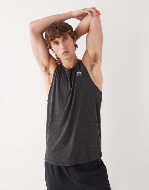OOSC – Elite Activewear – Tanktop in Schwarz - view 1