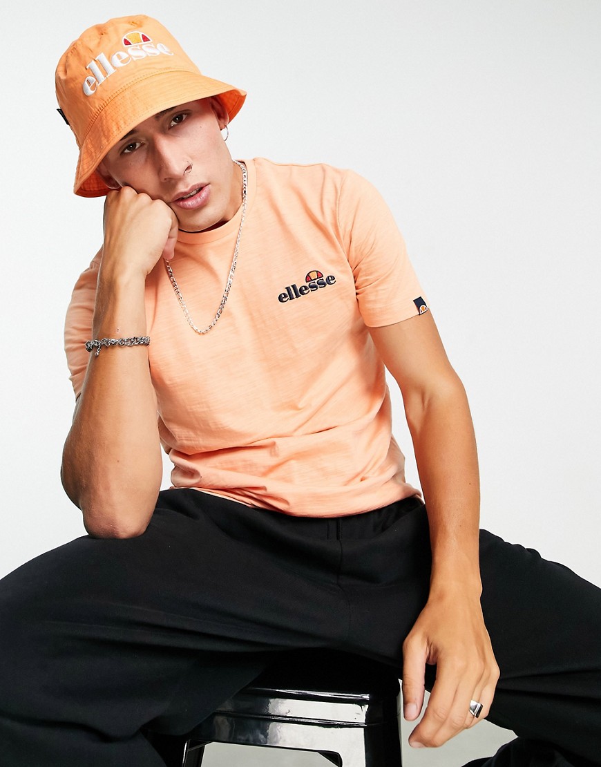 фото Оранжевая футболка ellesse-оранжевый цвет
