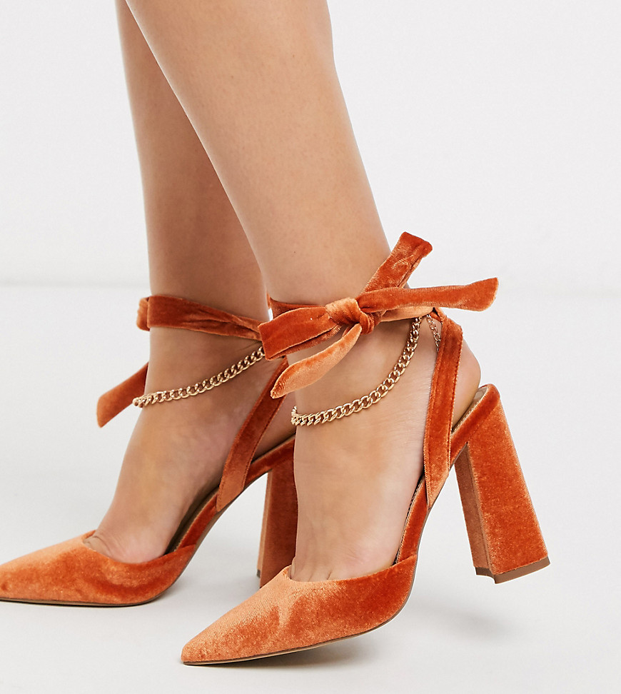 фото Оранжевые бархатные туфли на каблуке для широкой стопы с цепочкой asos design-оранжевый