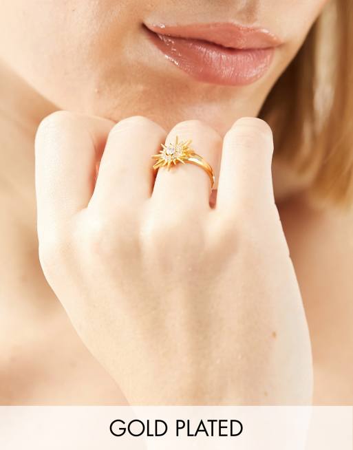 Orelia - Bague tendance en plaqué or avec étoile à cristaux 