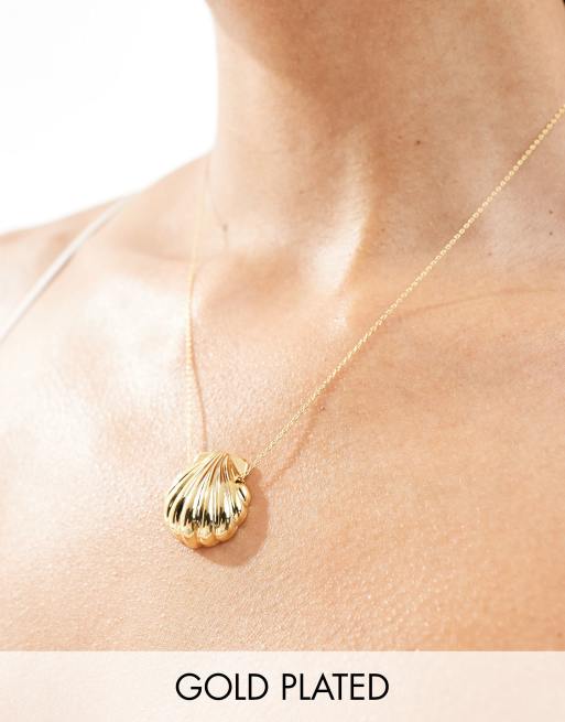 Orelia - Collana placcata in oro con ciondolo bombato a conchiglia color oro pallido