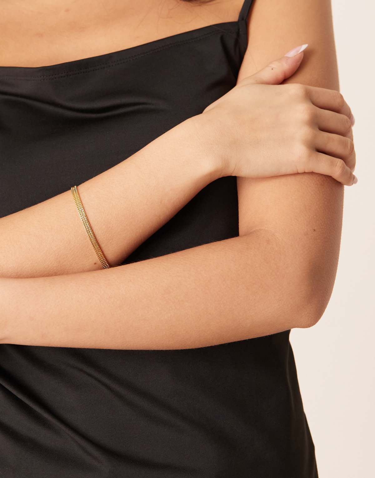 Orelia flat box chain bracelet in 18k gold plated