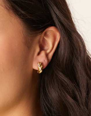 Orelia Orelia Polished Twist Huggie Hoop earrings in 18k gold plated