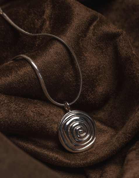 Orelia - Sølvfarvet statement-design med spiraldesign - view 1