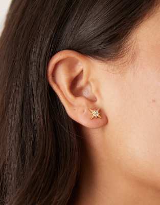 Orelia - Vergoldete kleine Ohrstecker mit Stern-Pavé-Design-Goldfarben