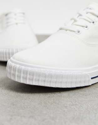 white lace plimsolls