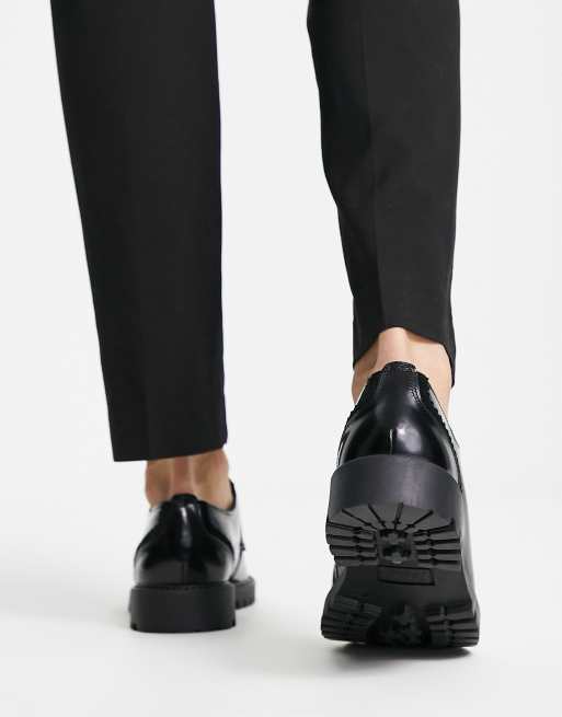 Original Penguin minimal chunky lace up shoes in black leather