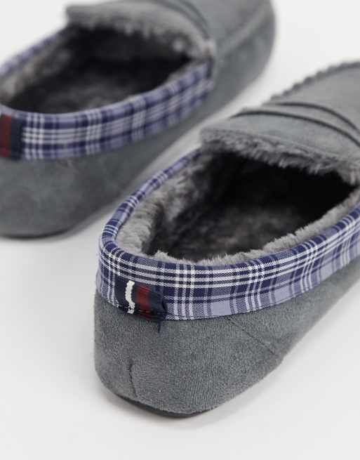 Original Penguin moccasin slippers with check collar in grey