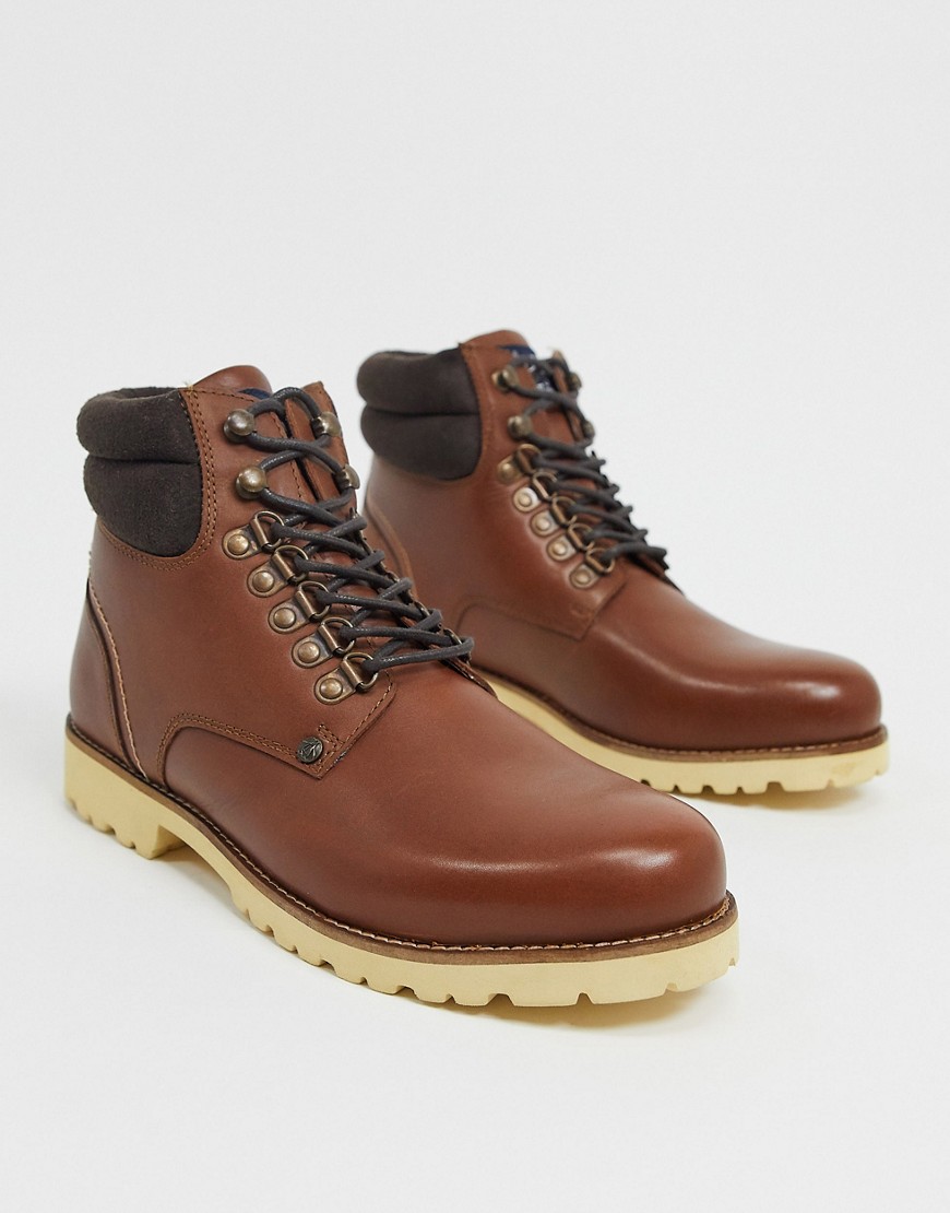 Original Penguin padded collar lace up hiker boots in tan leather-Brown