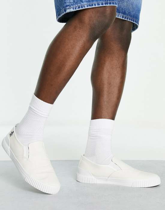 https://images.asos-media.com/products/original-penguin-slip-on-sneakers-in-ecru/201224326-1-c12natural?$n_550w$&wid=550&fit=constrain