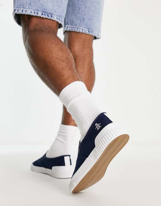 https://images.asos-media.com/products/original-penguin-slip-on-sneakers-in-navy/201224335-3?$n_550w$&wid=550&fit=constrain