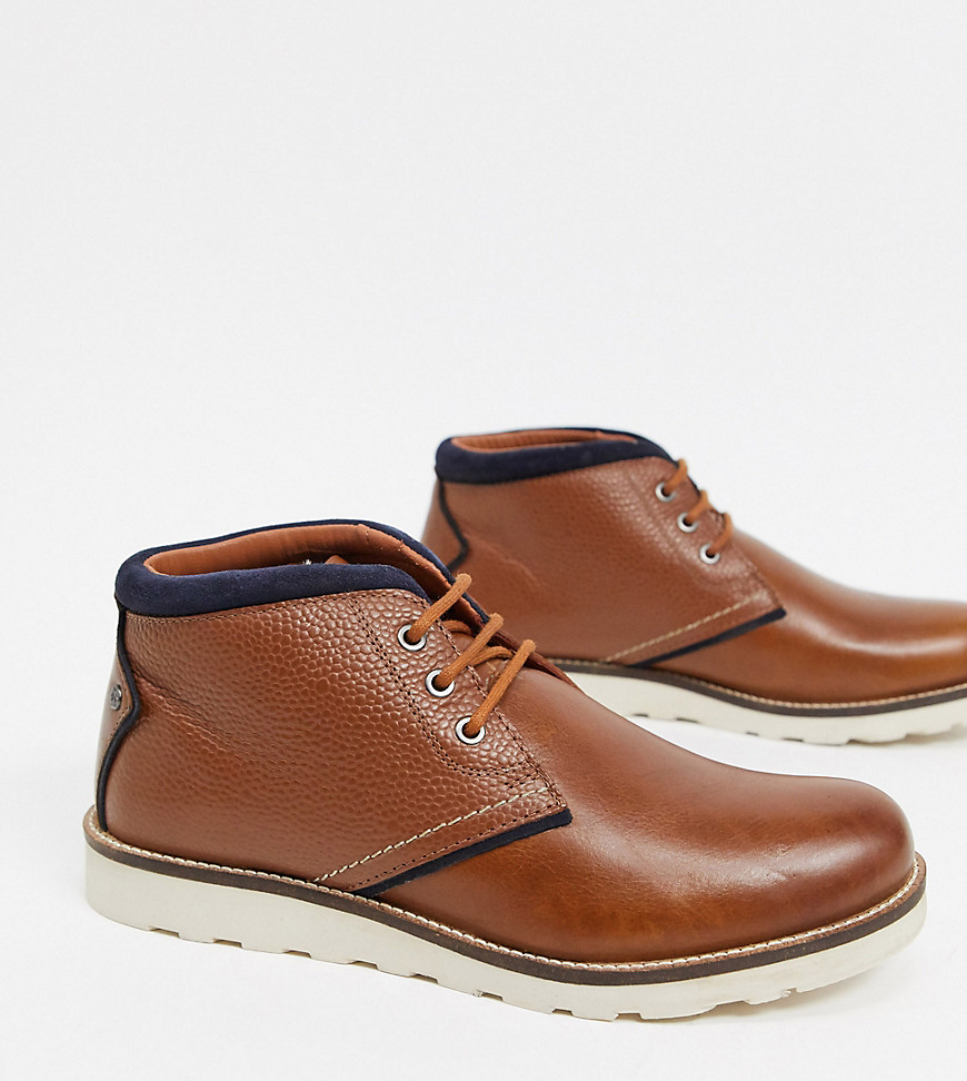 Original Penguin wide fit chukka boots with contrast collar in tan leather