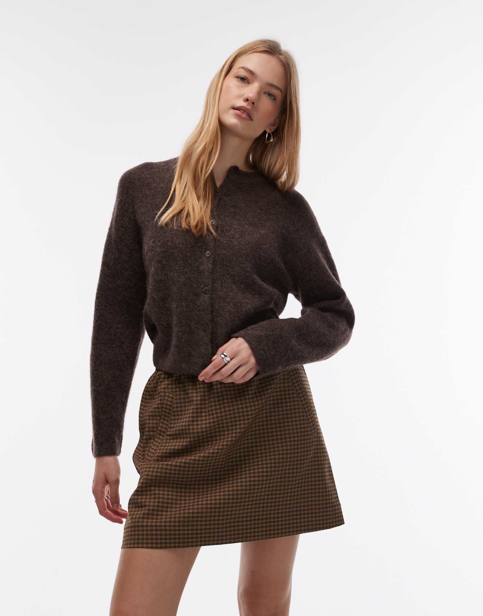 &Other Stories кардиган из смеси альпаки и шерсти темно-коричневого цвета с пуговицами спереди