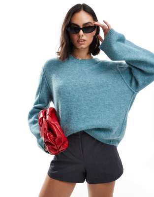 & Other Stories alpaca and wool blend fluffy knit sweater on teal blue-Green φωτογραφία