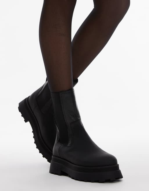 & Other Stories – Ankle-Boots aus Leder in Schwarz mit hohem Schaft, warmem Futter und dicker Sohle, 4 von 4