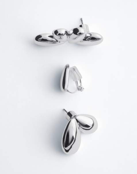 & Other Stories asymmetrische oorbellen met druppel- en waaiervorm in zilver - view 1
