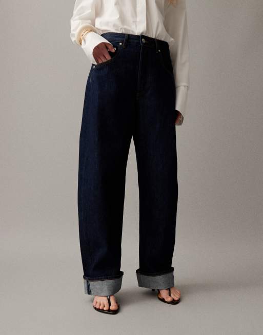 & Other Stories balloon fit jeans with turn up hem in dark blue wash , 3 of 7