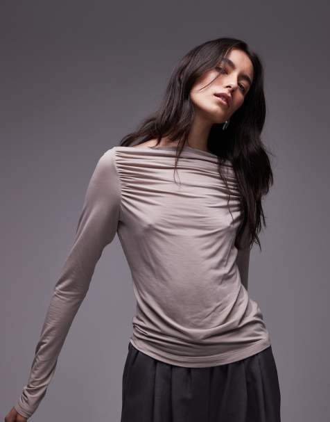 & Other Stories – Beige, långärmad topp med rysch och båtringning - view 1