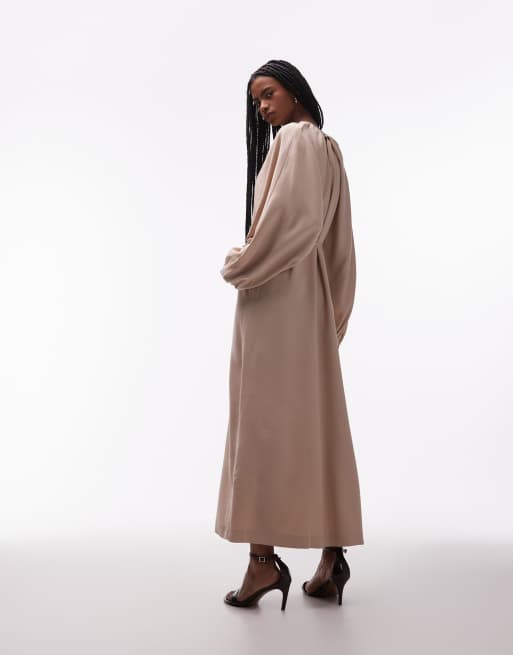 & Other Stories – Beige maxiklänning i satin med capedetalj och volymärmar, 2 av 4